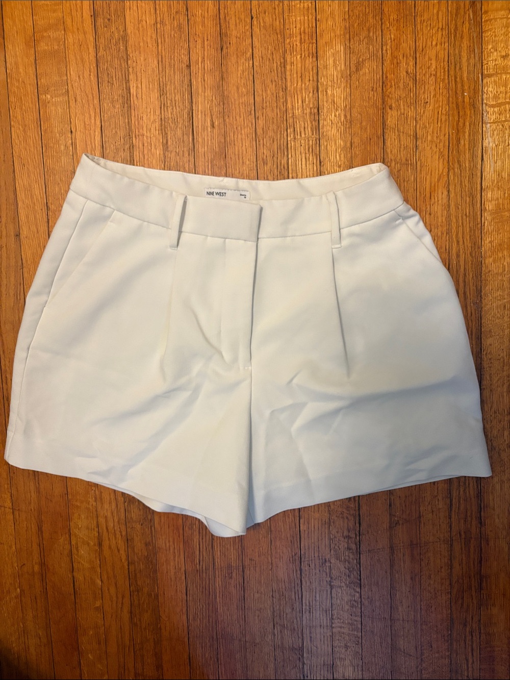 Nine West White High-Waist Tailored Shorts
